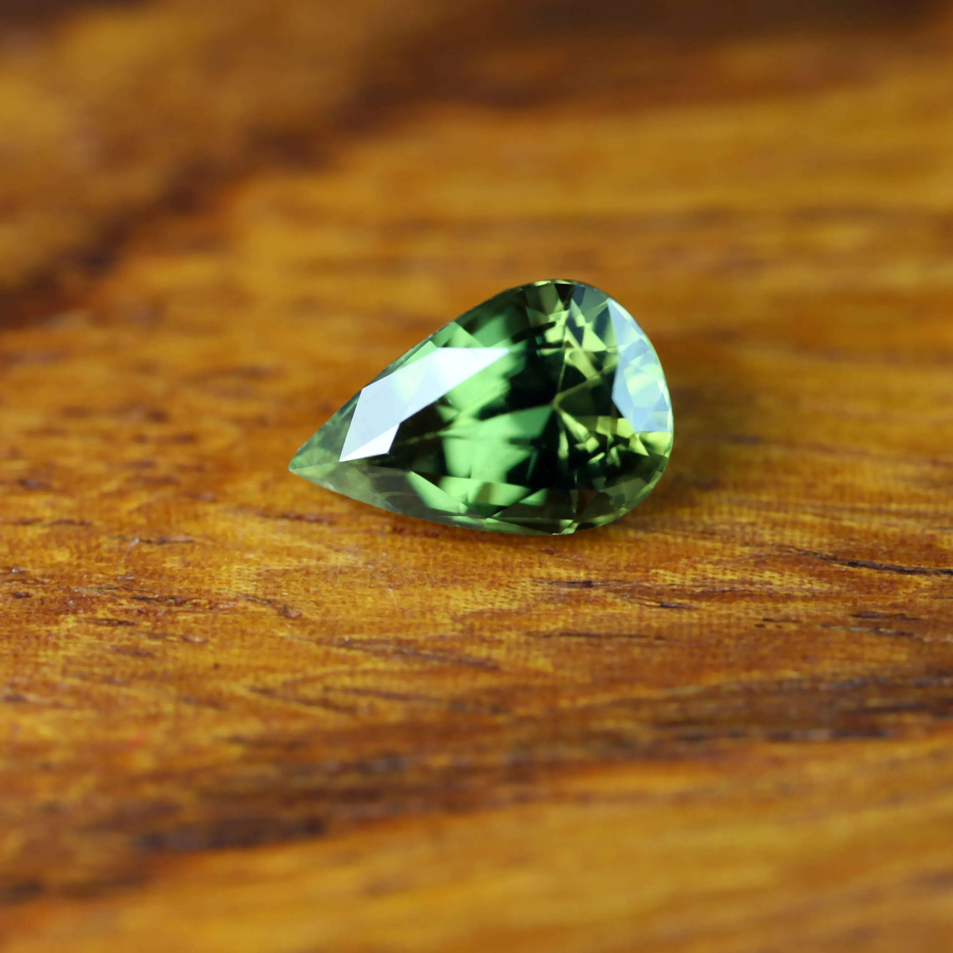 0.70ct Certified Natural Green Sapphire