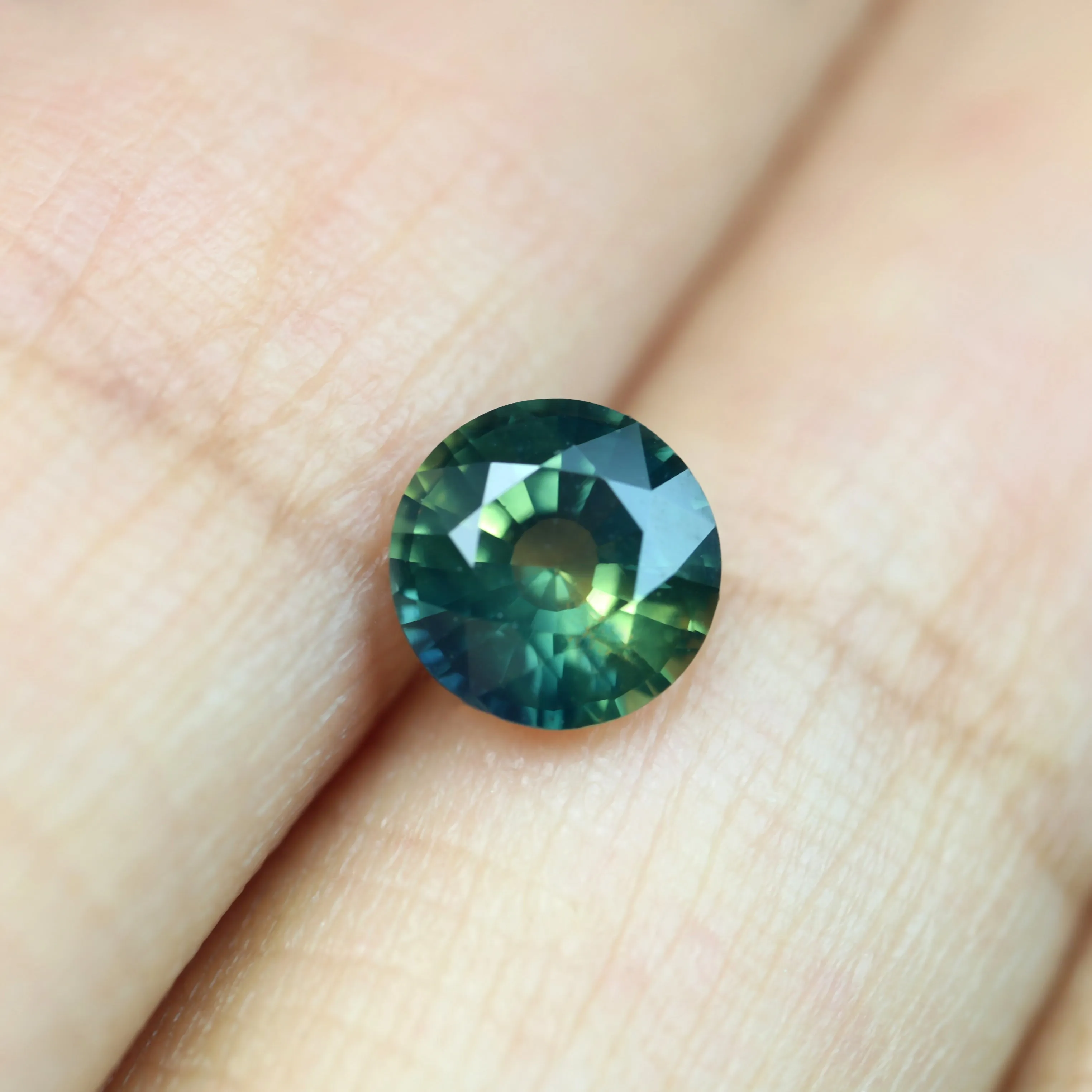 0.96ct Certified Natural Multicolor Sapphire