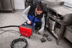 Drain cleaning machine R600 including spiral & tool set