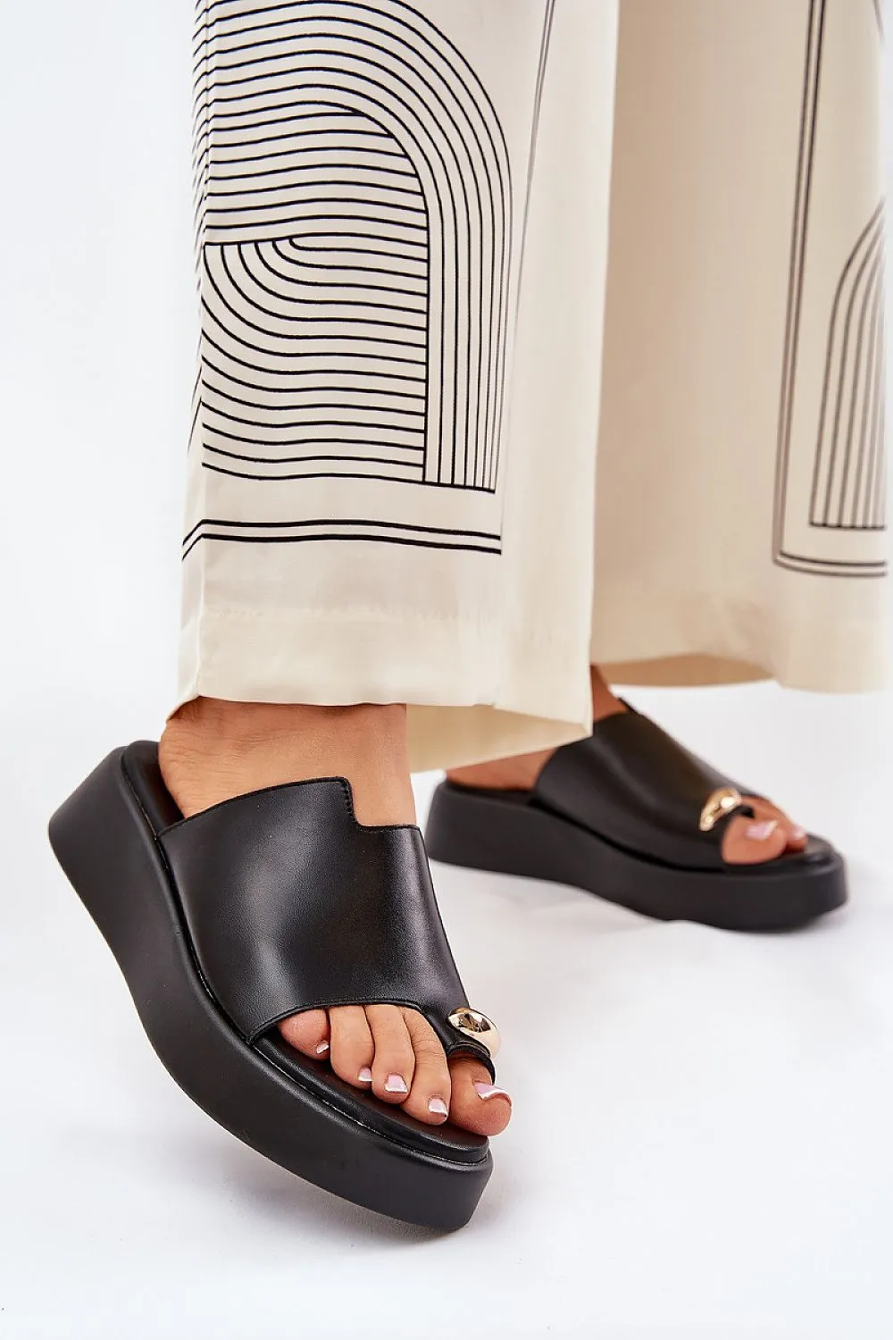 Flip-flops Step in style