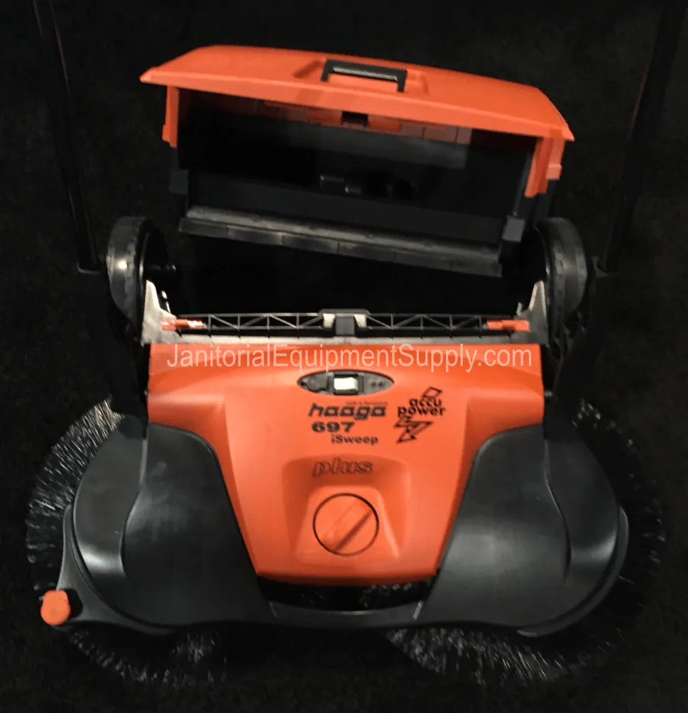HAAGA® 697 Sweeper Outdoor / Indoor 38" Battery Push Sweeper