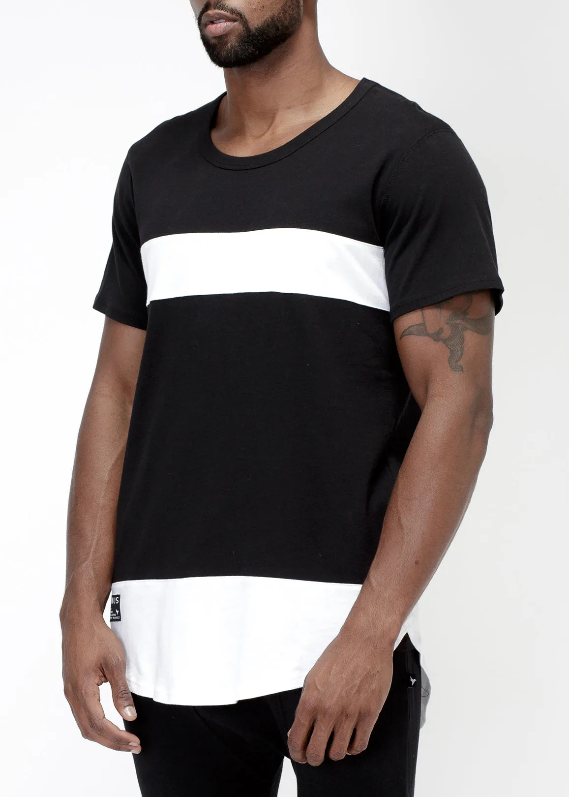 Konus Men's Elongated Cut Block Tee in Black