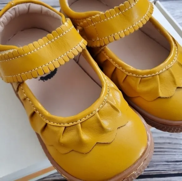 Livie and Luca Ruche Mary Jane Sandals Butterscotch Color NIB