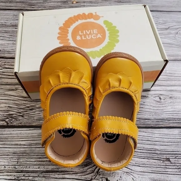 Livie and Luca Ruche Mary Jane Sandals Butterscotch Color NIB