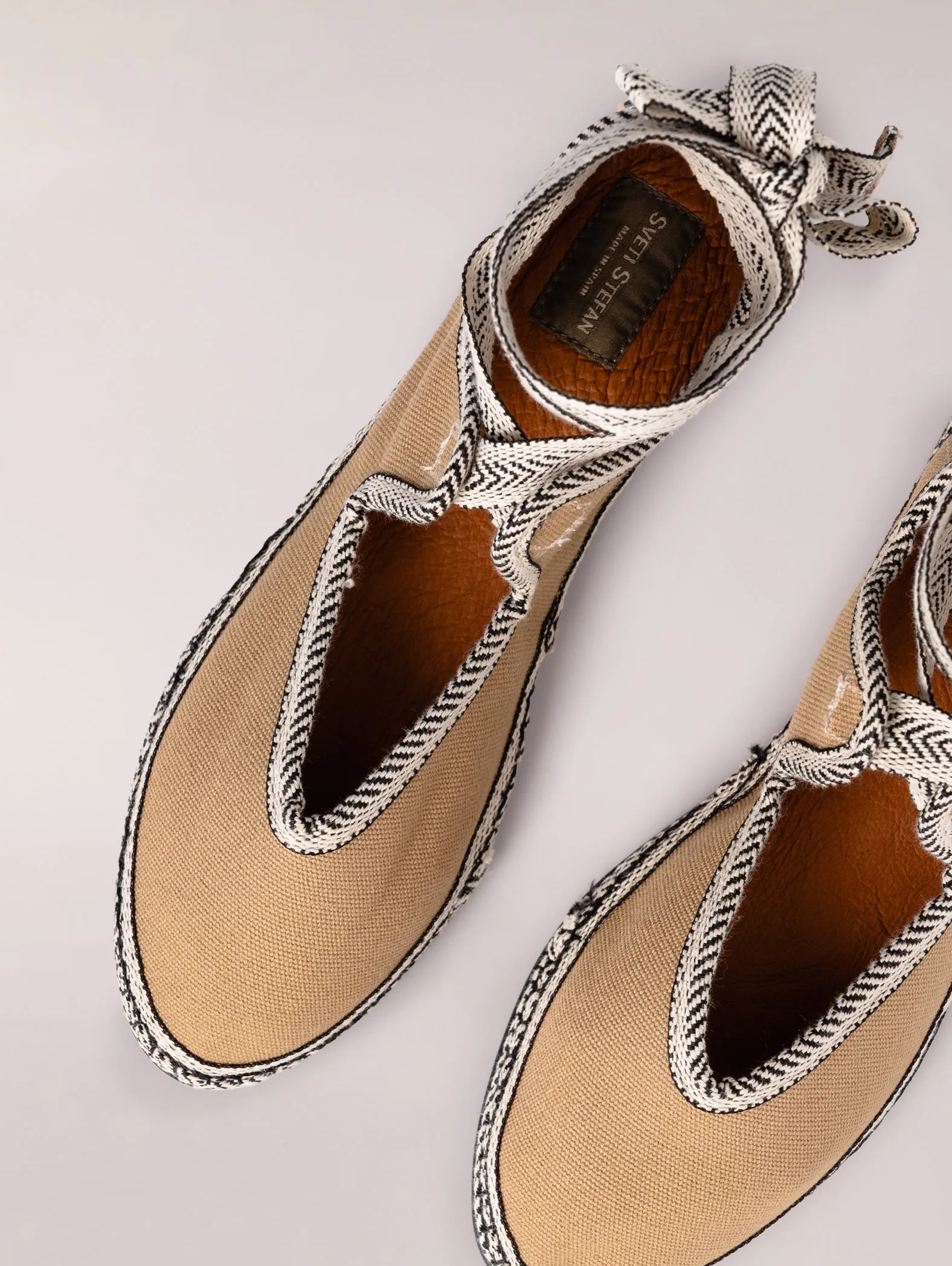 Loafers Straps Mustard