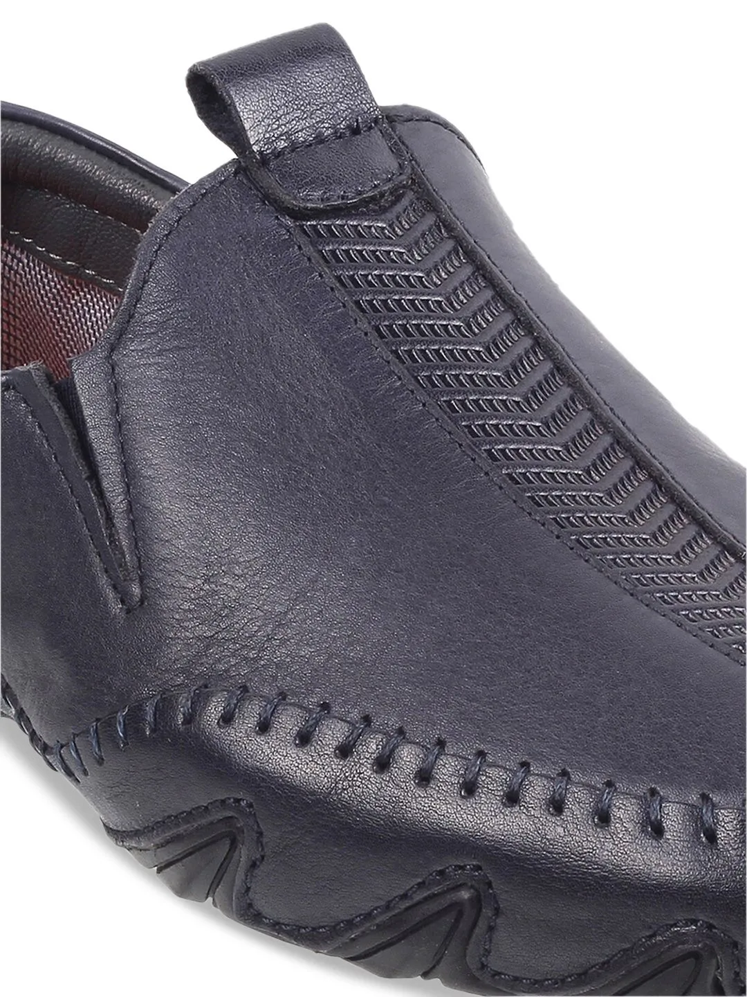 Metro Men Textured Leather Loafers