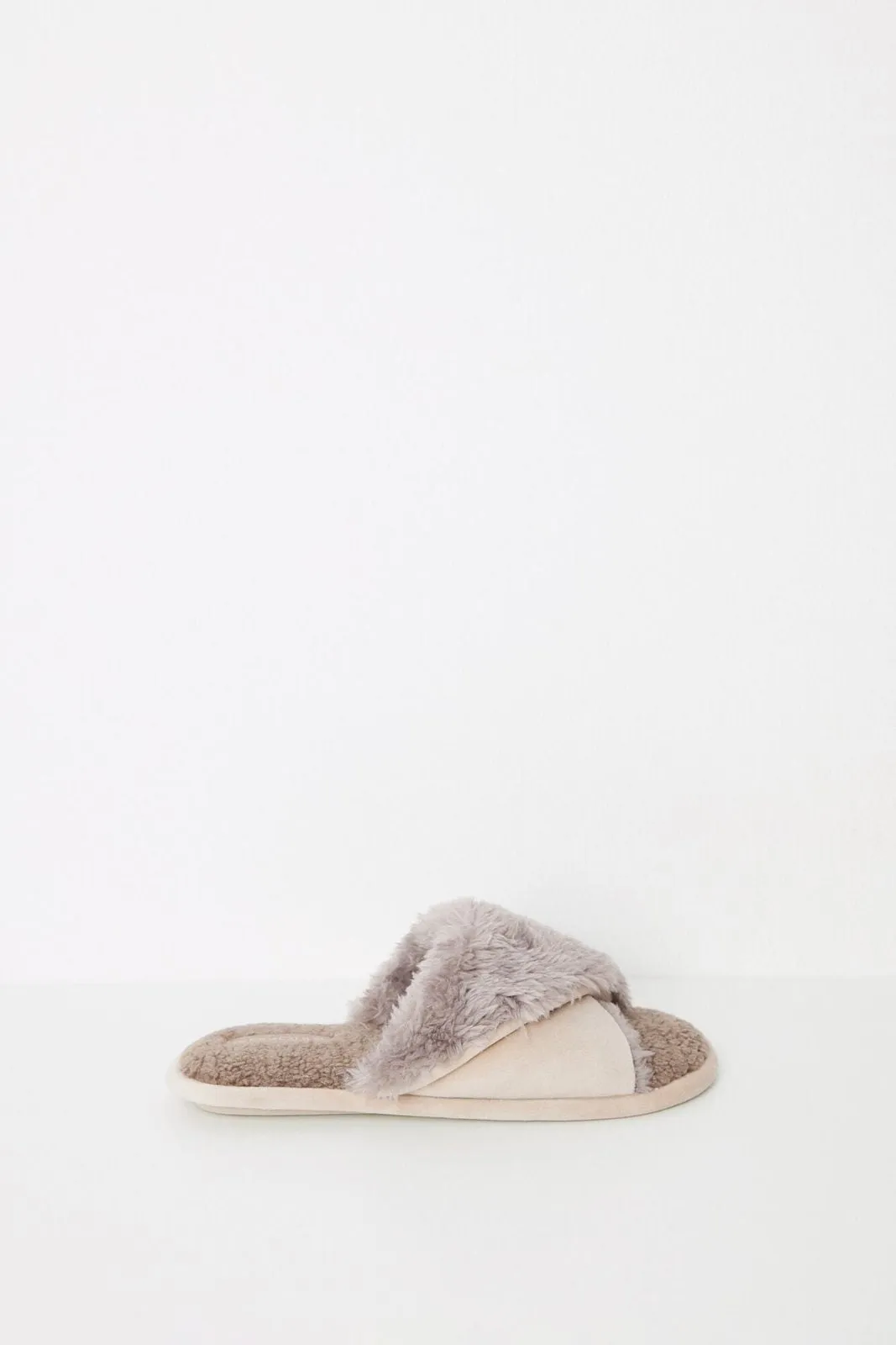 Open Shower Slippers - Sand
