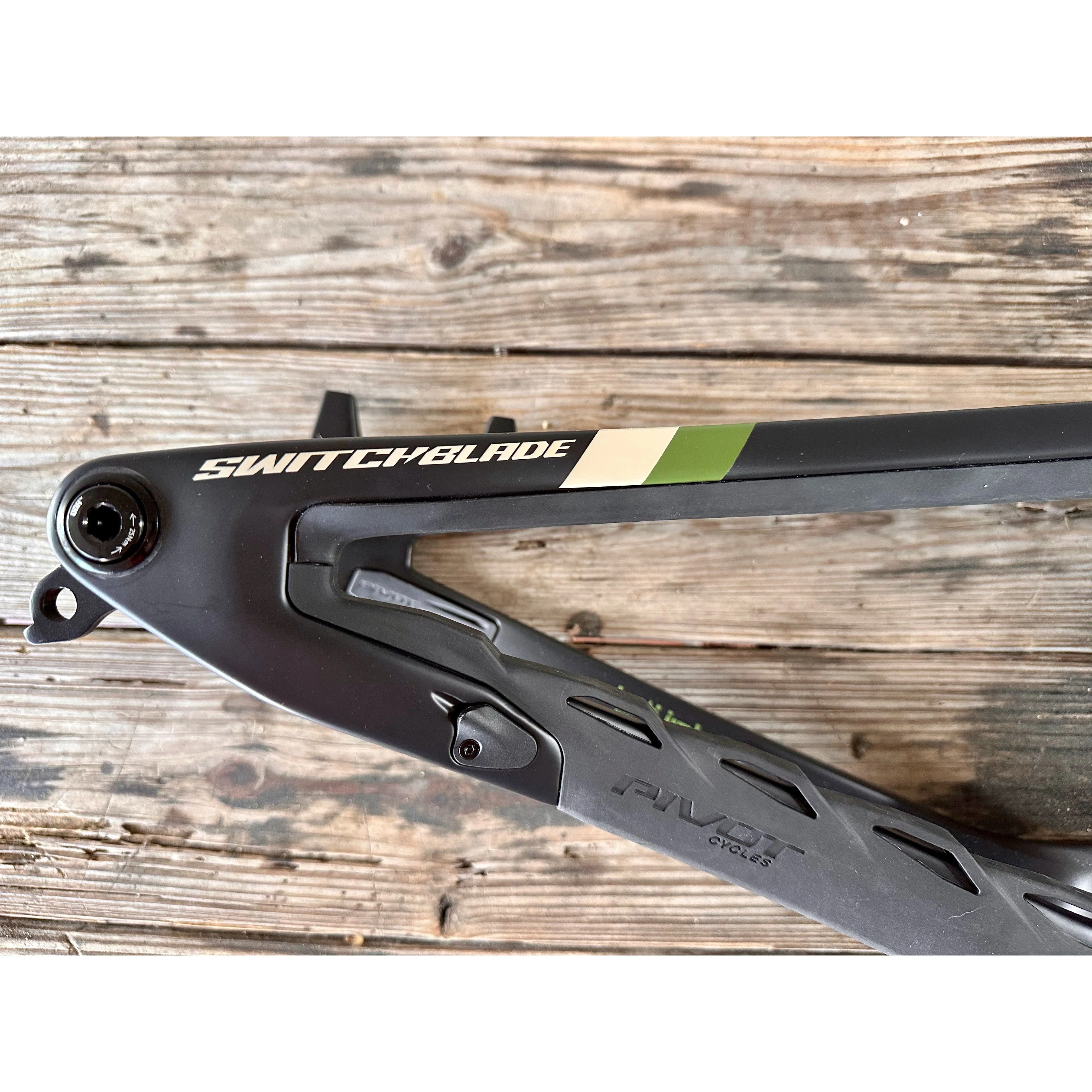 Pivot Switchblade 29 Frame