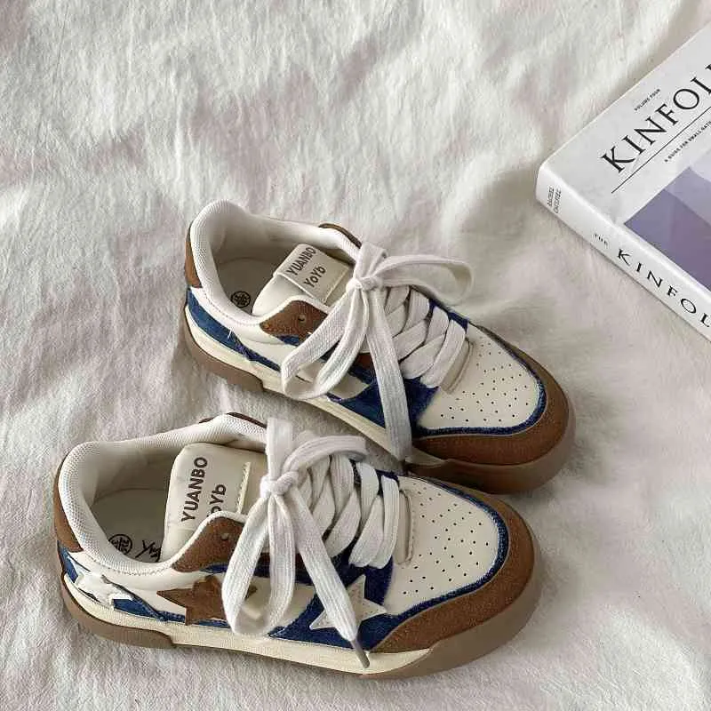 Retro Platform Star Pattern Sneakers Women's Casual Sneaker
