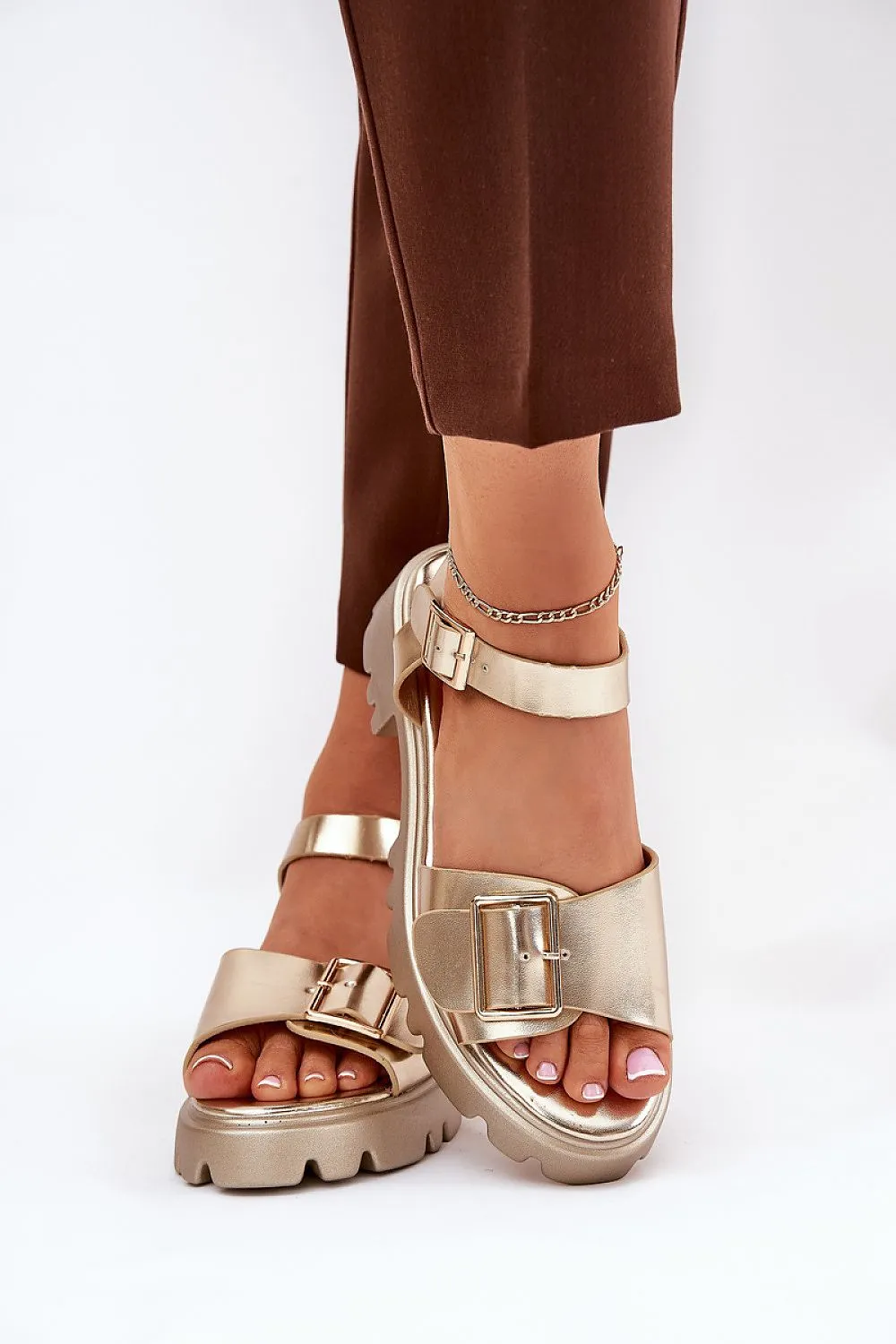 Sandals Step in style