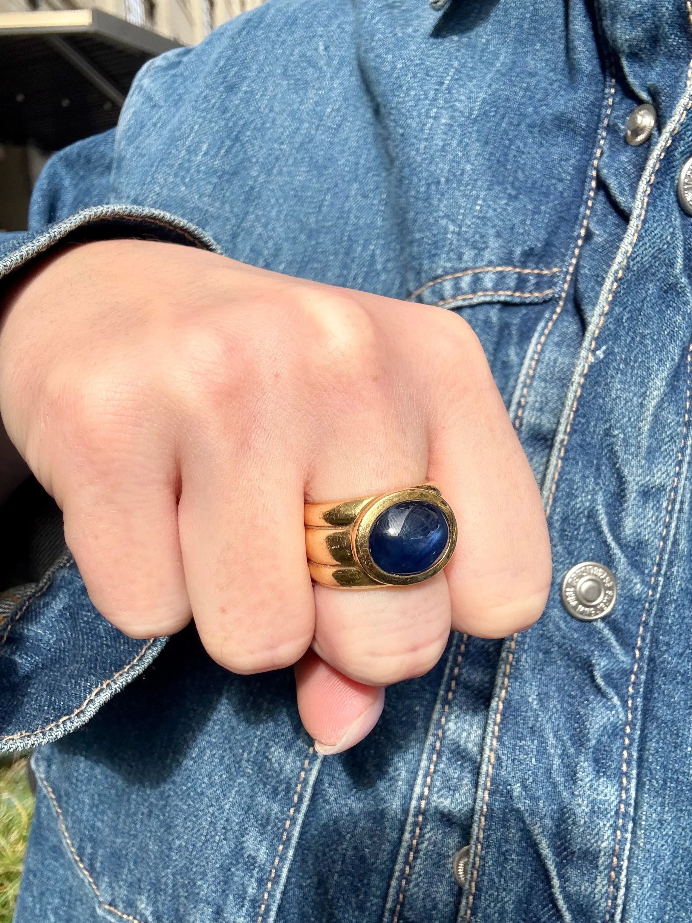 Star Blue Sapphire Ring, 18k