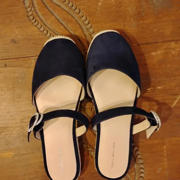 Stuart Weitzman NWOT Crystal Buckle Espadrille Mule Blue Size 10B