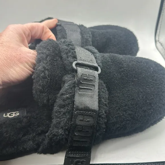 UGG slippers Fluff It sheepskin