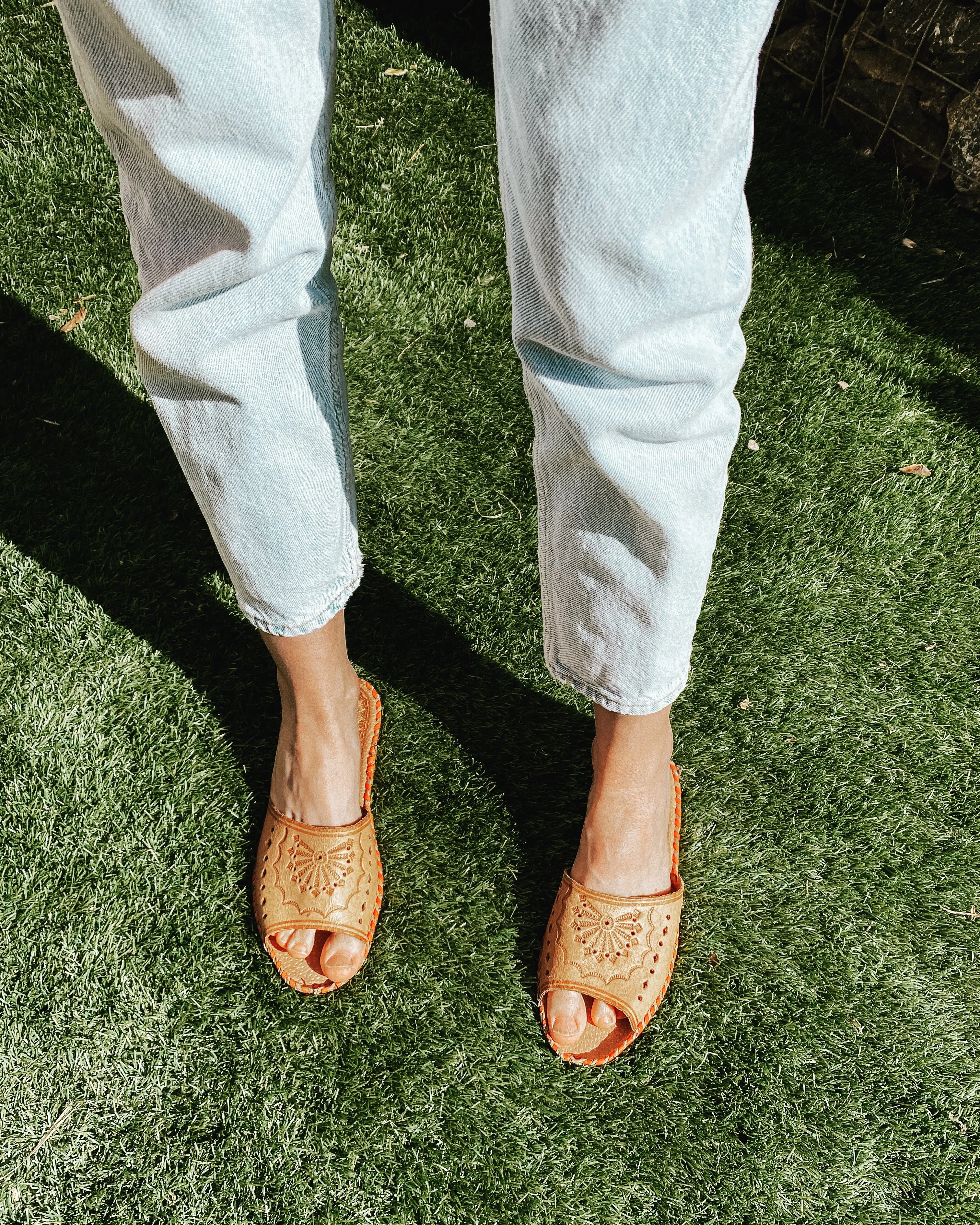 Wanderlust Open Toe Slippers
