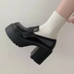 Wedge heel moccasin for women